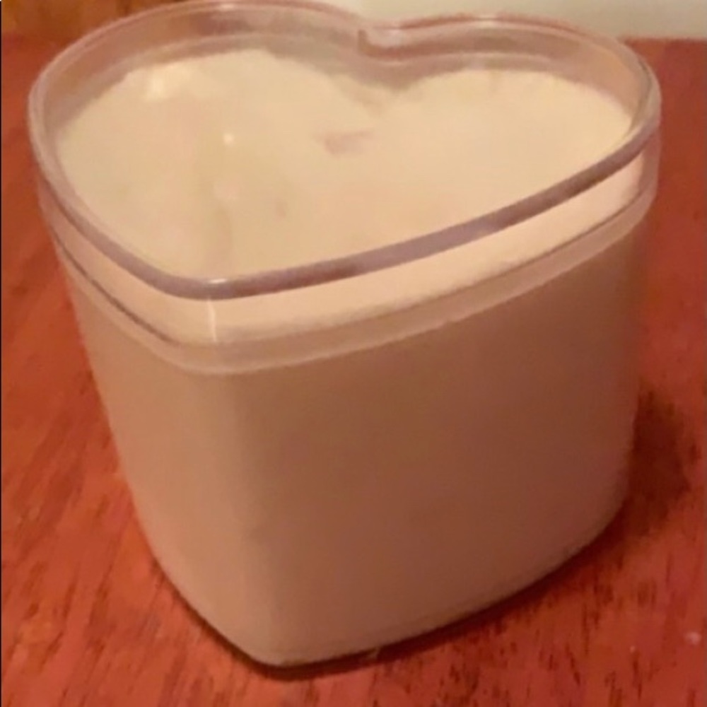 Whipped Sheabutter - Picture 6 of 8